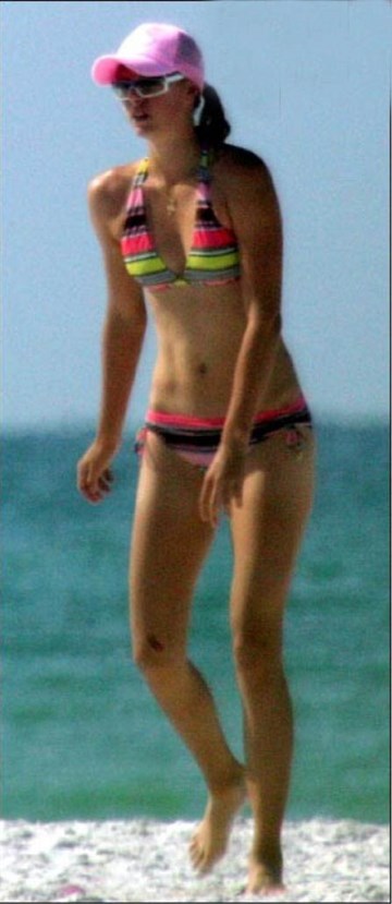 Maria Sharapova - bikini at the beach