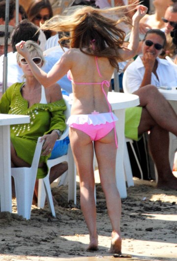 Geri Halliwell - pink bikini