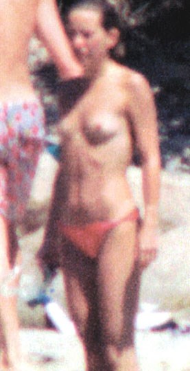 Kate Hudson - Topless sunbathing