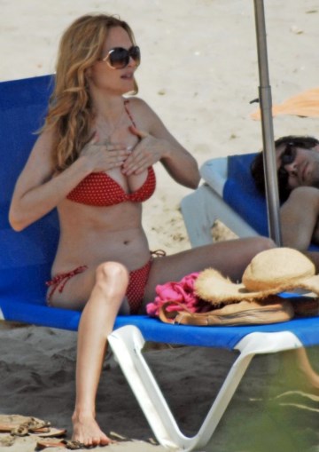 Heather Graham - bikini