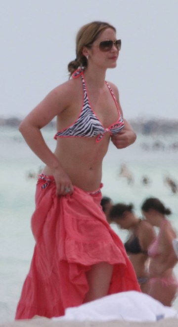 Heidi Range - bikini