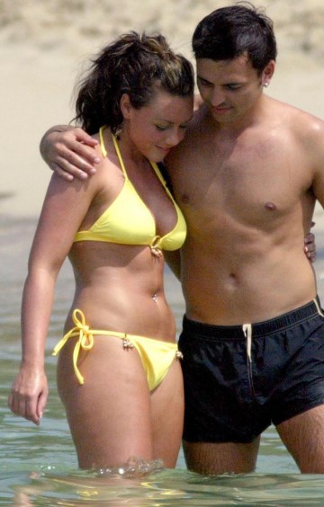 Michelle Heaton - bikini at the beach