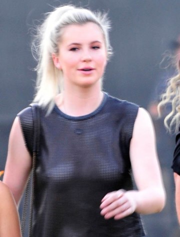 Ireland Baldwin - see  through