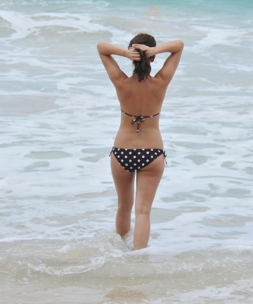 Samia Smith - bikini