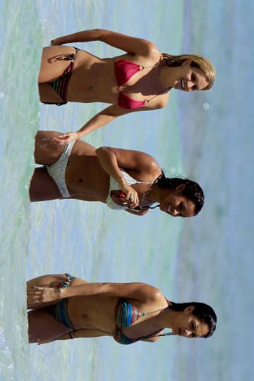 Nicole Scherzinger - bikini