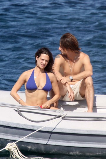 Asia Argento - bikini