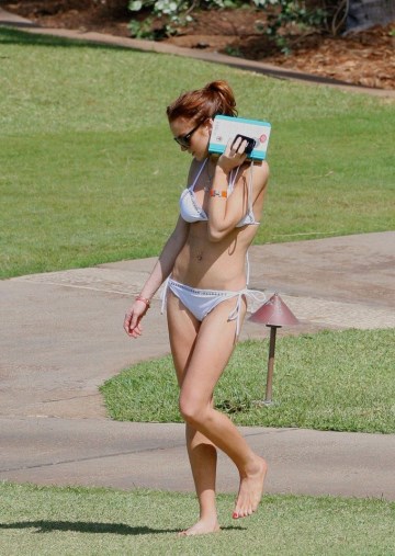 Lindsay Lohan - bikini