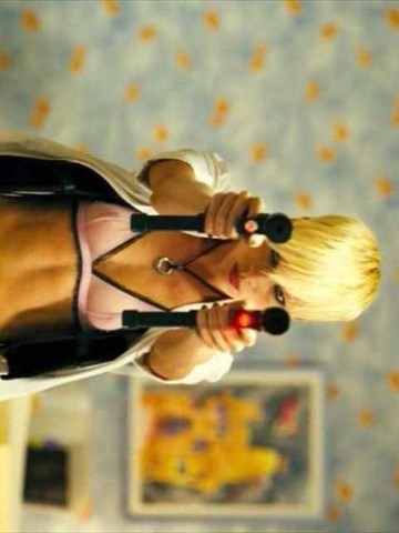 Kate Nauta - Transporter 2