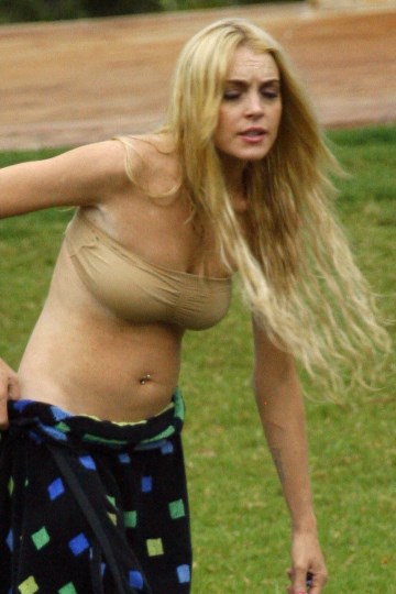 Lindsay Lohan - On The Set of  Machete