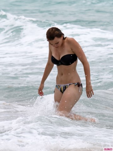 Aimee Teegarden - bikini