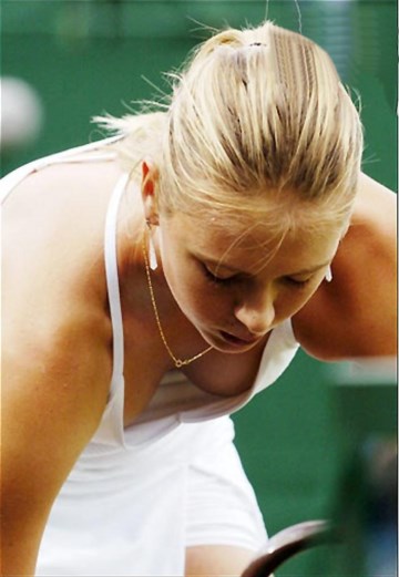 Maria Sharapova - Wimbledon 2004