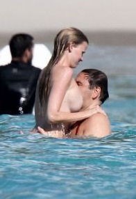 Lara Stone - Topless swimming