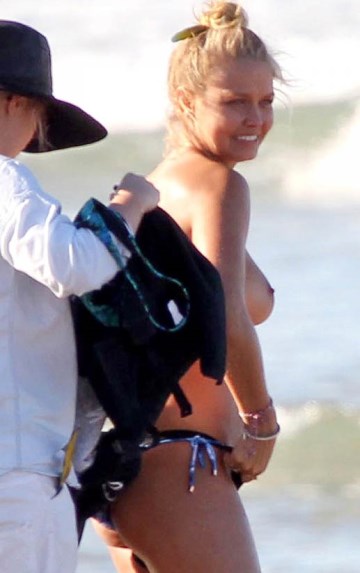 Lara Bingle - topless