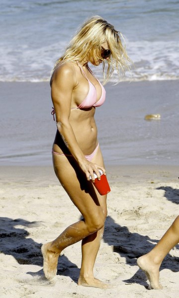 Pamela Anderson - bikini