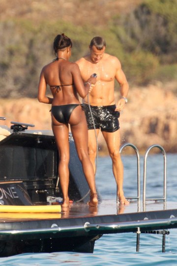 Naomi Campbell - bikini