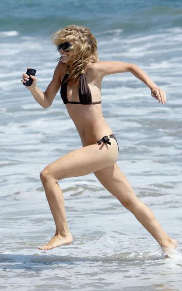 AnnaLynne McCord - bikini