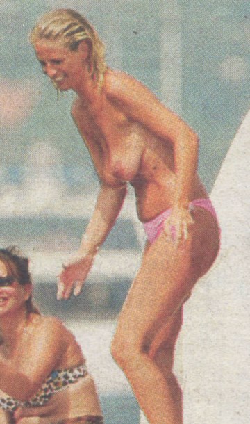 Ulrika Jonsonn - Topless swimming