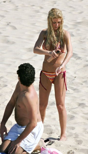 Tara Reid - red bikini