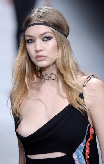 Gigi Hadid - nip slip