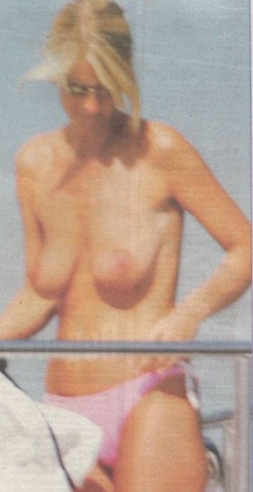 Ulrika Jonsonn - Topless swimming