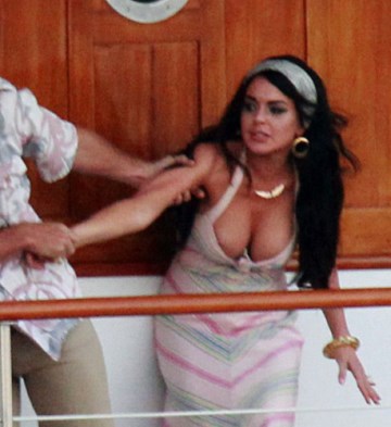 Lindsay Lohan - boob oops