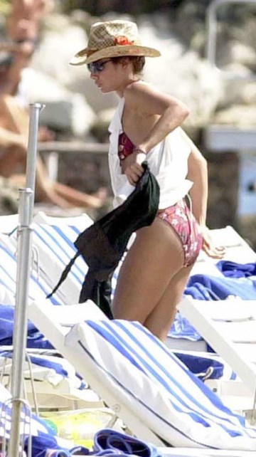 Natalie Imbruglia - bikini