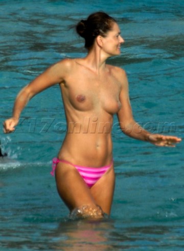 Paulina Porizkova - topless at the beach