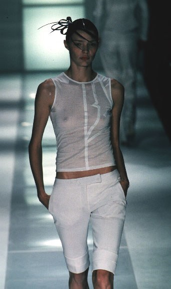 Jodie Kidd - catwalk oops